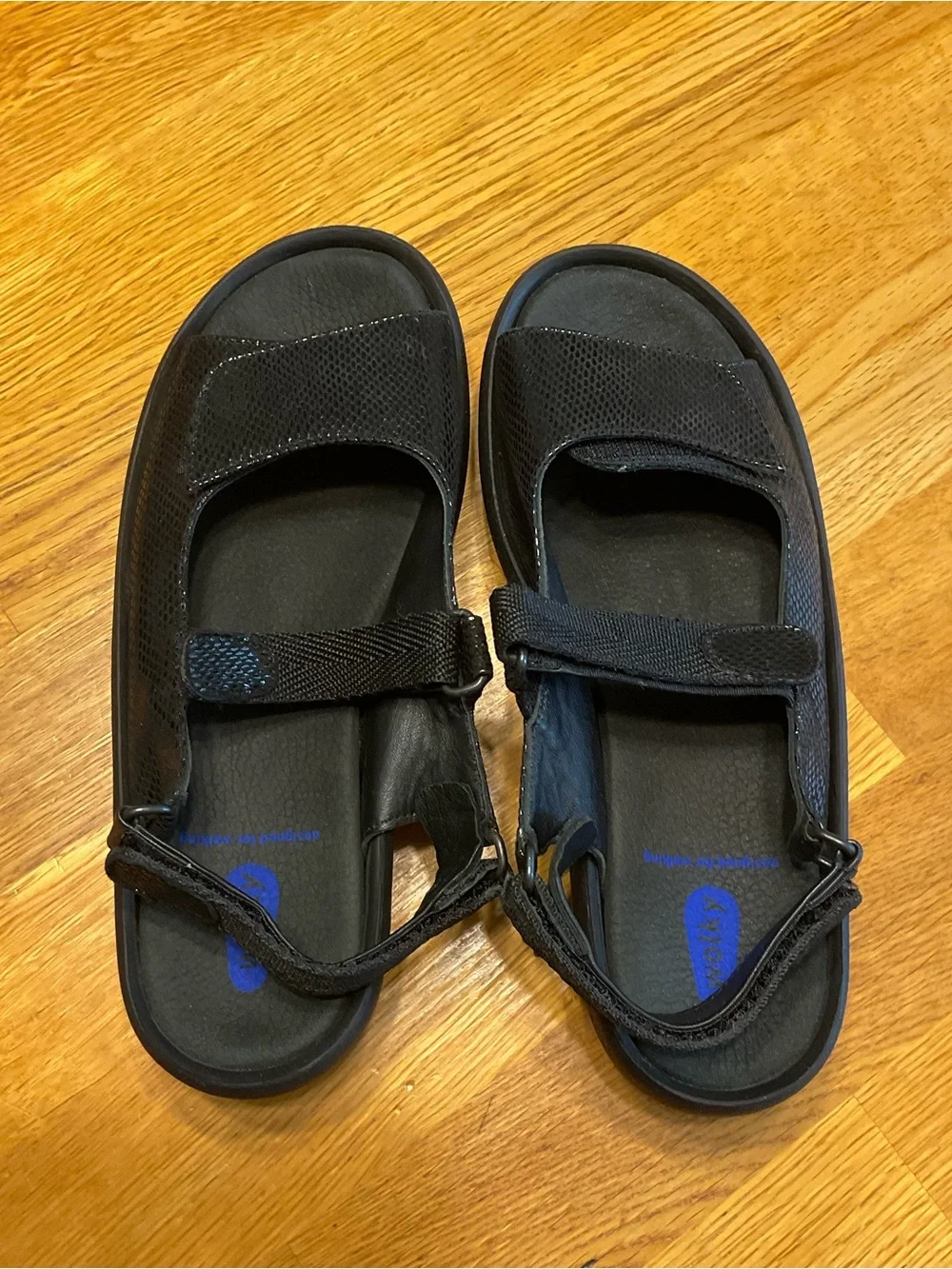 Wolky Jewel Sandal size 40/9US Black Testured Classic Comfort Adjustable Straps